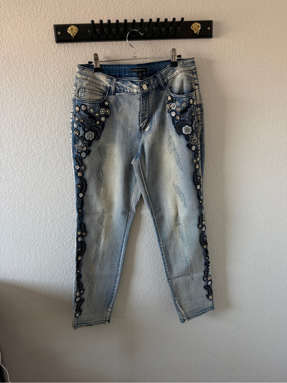 Embellished Light Blue Boyfriend Jeans with Dark Blue Floral Trim